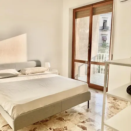 Center Apartment *